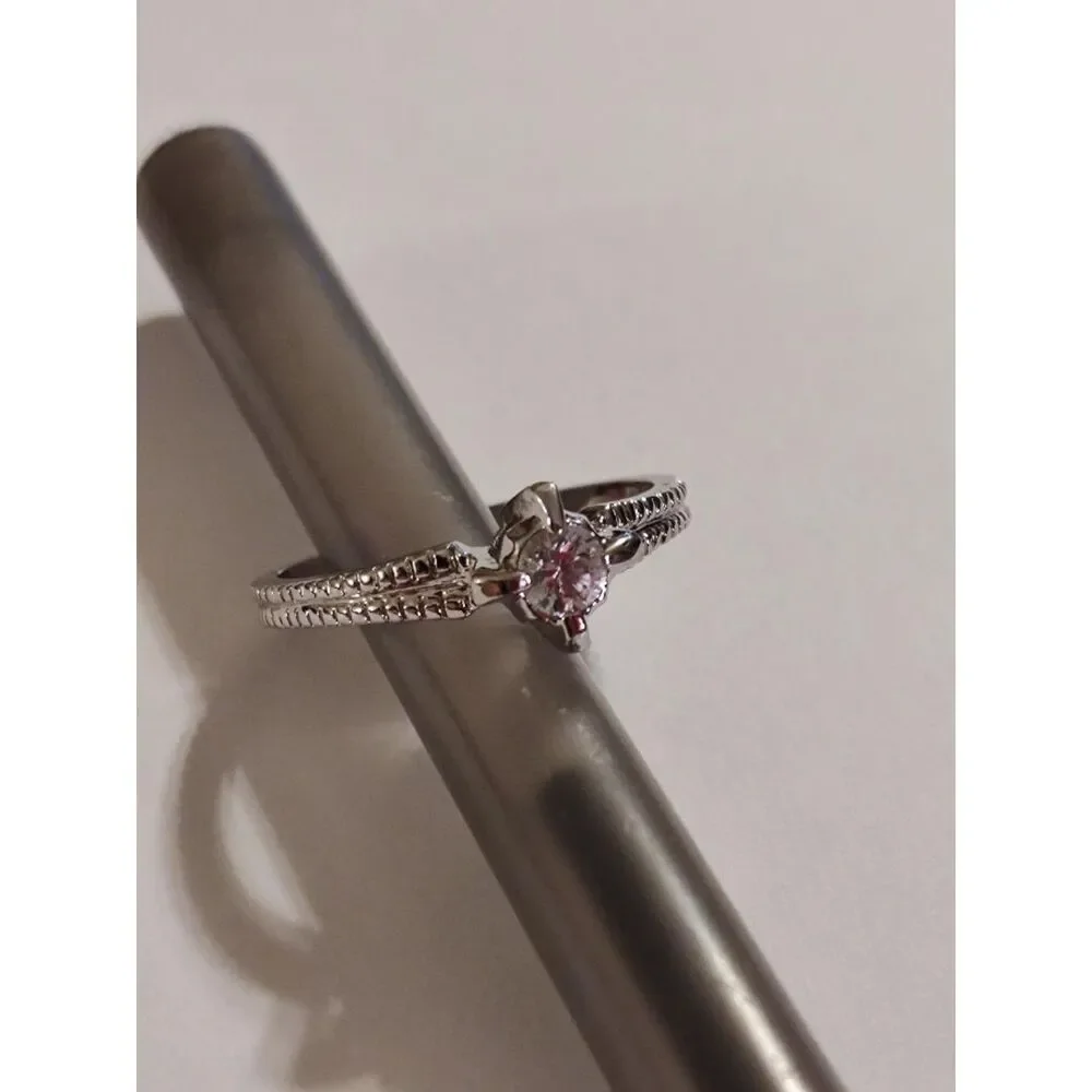 VTG Style Silver Tone Metal Sparkling Clear Glass Stone Sz 8 Solitaire Ring